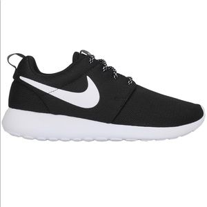 Women’s Nike Roshe One